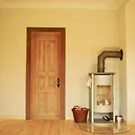 Gutshaus Buberow - Haupthaus & Loft Fuer Seminare & Gruppen Gransee