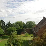 Gutshaus Buberow - Haupthaus & Loft Fuer Seminare & Gruppen Feriehus Gransee