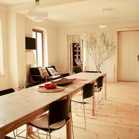 Gutshaus Buberow - Haupthaus & Loft Fuer Seminare & Gruppen *