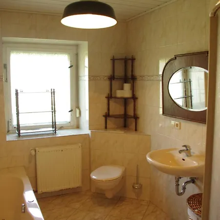 Gutshaus Buberow - Haupthaus & Loft Fuer Seminare & Gruppen Gransee