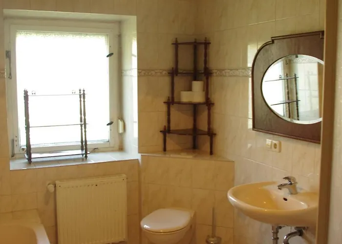 Gutshaus Buberow - Haupthaus & Loft Fuer Seminare & Gruppen Gransee